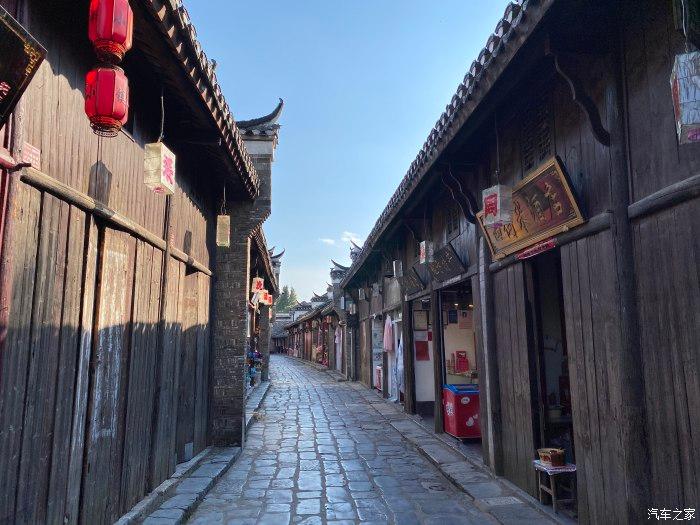 学习进行时丨领悟习近平文化思想系列之二:着力建设具有强大凝聚力和引领力的社会主义意识形态